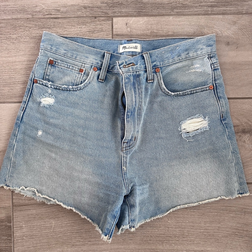 Madewell MomJean shorts